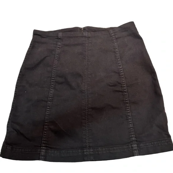 Free People- Modern Femme Washed Black Denim Mini Skirt Size 4 - Picture 3 of 5